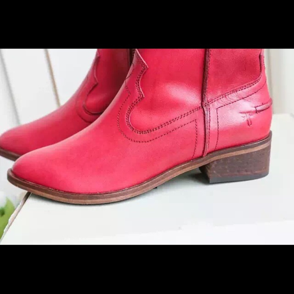 Authentic Frye Boots with Shoe Box - Picture 8 of 8